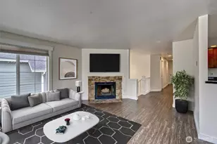 733 104th St, Seattle, WA 98133 - Photo 4