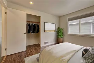 733 104th St, Seattle, WA 98133 - Photo 16