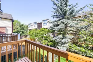 806 NW 52nd St, Seattle, WA 98107 - Photo 14