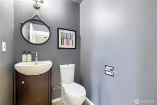 806 NW 52nd St, Seattle, WA 98107 - Photo 36
