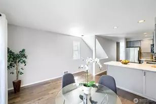 806 NW 52nd St, Seattle, WA 98107 - Photo 8