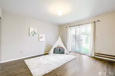 806 NW 52nd Street, Seattle, WA 98107 - Photo 32