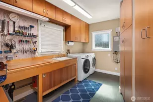 10 E Roanoke St, Seattle, WA 98102 - Photo 24