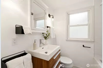 1471 NW 77th Street, Seattle, WA 98117 - Photo 22