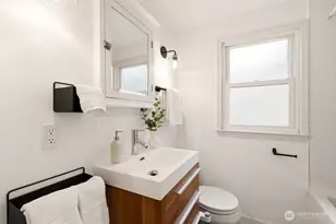 1471 NW 77th St, Seattle, WA 98117 - Photo 22