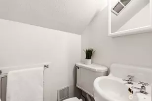1471 NW 77th St, Seattle, WA 98117 - Photo 20