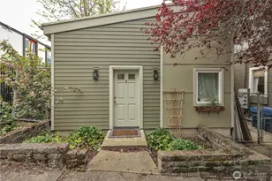 172 16th Ave, Seattle, WA 98122 - Photo 2