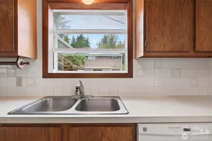 2 Pacific Pl, Longview, WA 98632 - Photo 10