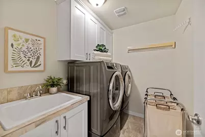 23331 SE 4th Place, Sammamish, WA 98074 - Photo 28