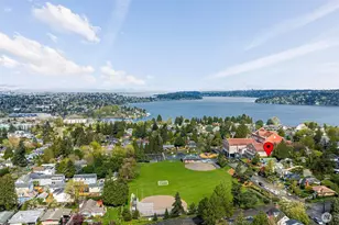 9732 59th Ave S, Seattle, WA 98118 - Photo 2