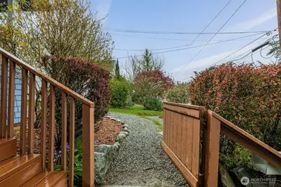 9732 59th Avenue S, Seattle, WA 98118 - Photo 32