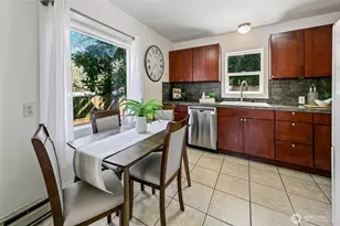 2609 NE 145th St, Seattle, WA 98155 - Photo 6