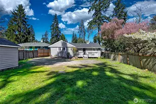 2609 NE 145th St, Seattle, WA 98155 - Photo 20