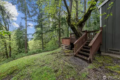 611 208th Avenue SE, Sammamish, WA 98074 - Photo 14