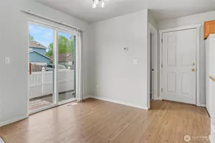 1421 Rooklidge St, DuPont, WA 98327 - Photo 8
