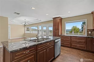 209 W Peters St, Wenatchee, WA 98801 - Photo 12