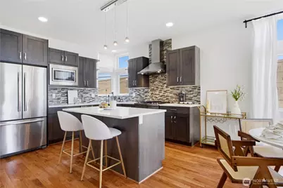 4106 Linden Avenue N #B, Seattle, WA 98103 - Photo 10