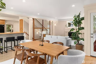 1025 NE 130th Street, Seattle, WA 98125 - Photo 12
