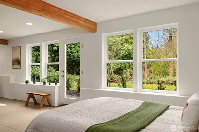 1025 NE 130th Street, Seattle, WA 98125 - Photo 28