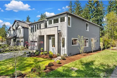 7226 NE 129th Street, Kirkland, WA 98034 - Photo 2