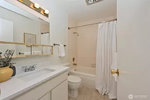 6343 Sand Point Way NE, Seattle, WA 98115 - Photo 20