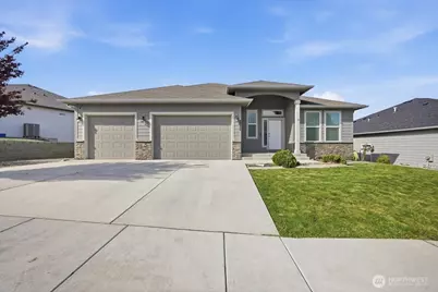 2652 W 44th Place, Kennewick, WA 99337 - Photo 1