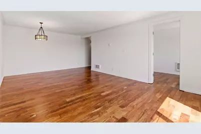 800 N Allen Place #401, Seattle, WA 98103 - Photo 4