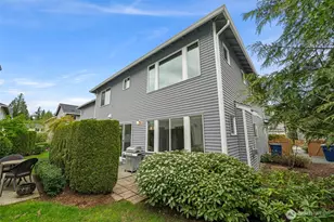 11261 241st Pl NE, Redmond, WA 98053 - Photo 32