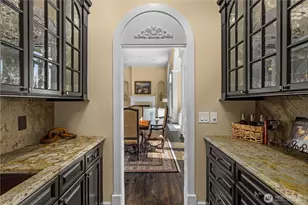 4145 Peregrine Point Way SE, Sammamish, WA 98075 - Photo 8