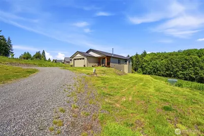 200 Red Hawk Drive, Castle Rock, WA 98611 - Photo 32