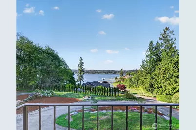 582 North Shore Blvd, Fox Island, WA 98333 - Photo 14