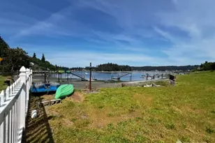 582 N Shore Blvd, Fox Island, WA 98333 - Photo 4