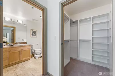 3333 Wallingford Avenue N #203, Seattle, WA 98103 - Photo 26