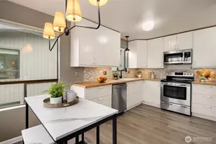 936 W Emerson St, Seattle, WA 98119 - Photo 12