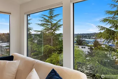 936 W Emerson Street #A, Seattle, WA 98119 - Photo 32
