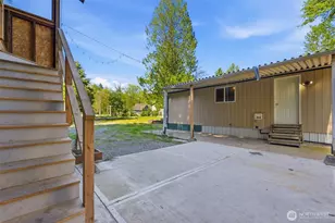31061 W Lake Morton Dr SE, Kent, WA 98042 - Photo 34