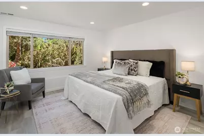 12516 SE 4th Place, Bellevue, WA 98005 - Photo 22