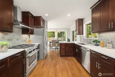 12516 SE 4th Place, Bellevue, WA 98005 - Photo 14