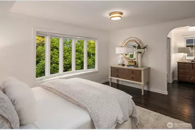1206 37th Avenue E, Seattle, WA 98112 - Photo 18