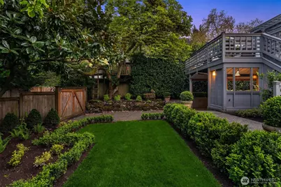 1206 37th Avenue E, Seattle, WA 98112 - Photo 32