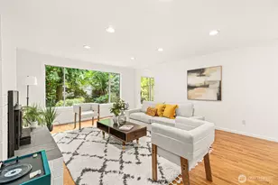 10758 Ashworth Ave N, Seattle, WA 98133 - Photo 8