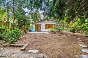 10758 Ashworth Ave N, Seattle, WA 98133 - Photo 26
