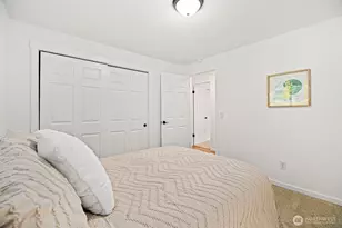 10758 Ashworth Ave N, Seattle, WA 98133 - Photo 22