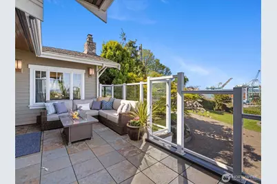 603 Warren Avenue, Everett, WA 98201 - Photo 32