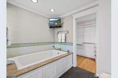603 Warren Avenue, Everett, WA 98201 - Photo 22