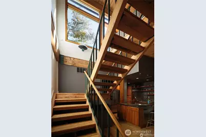 611 Post Avenue #7, Seattle, WA 98104 - Photo 10