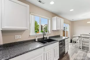 18630 94th Ave Ct E, Puyallup, WA 98375 - Photo 14