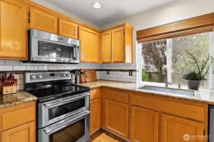 18812 93rd Ave E, Puyallup, WA 98375 - Photo 8