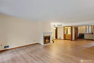 1602 NE 140th St, Seattle, WA 98125 - Photo 12