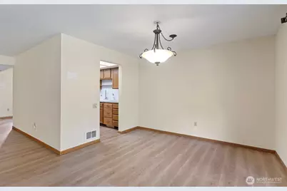 1602 NE 140th Street #N2, Seattle, WA 98125 - Photo 10